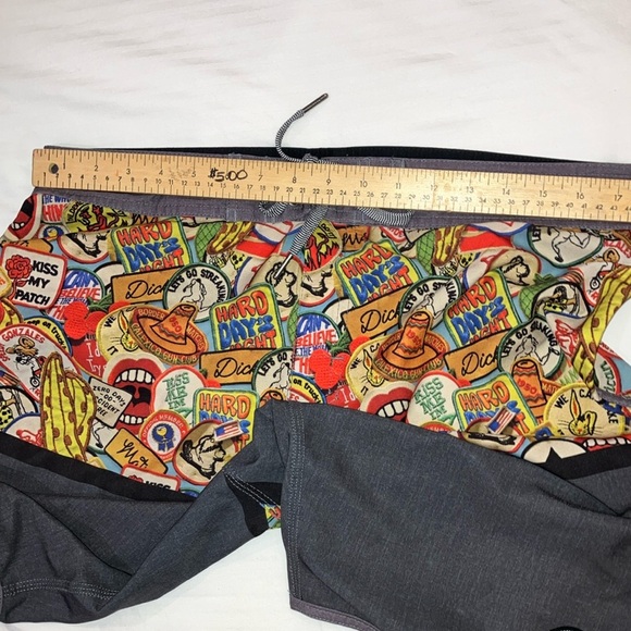 Matix waist 35” Velcro tie front Board Shorts with patch / logo print material - Picture 9 of 16